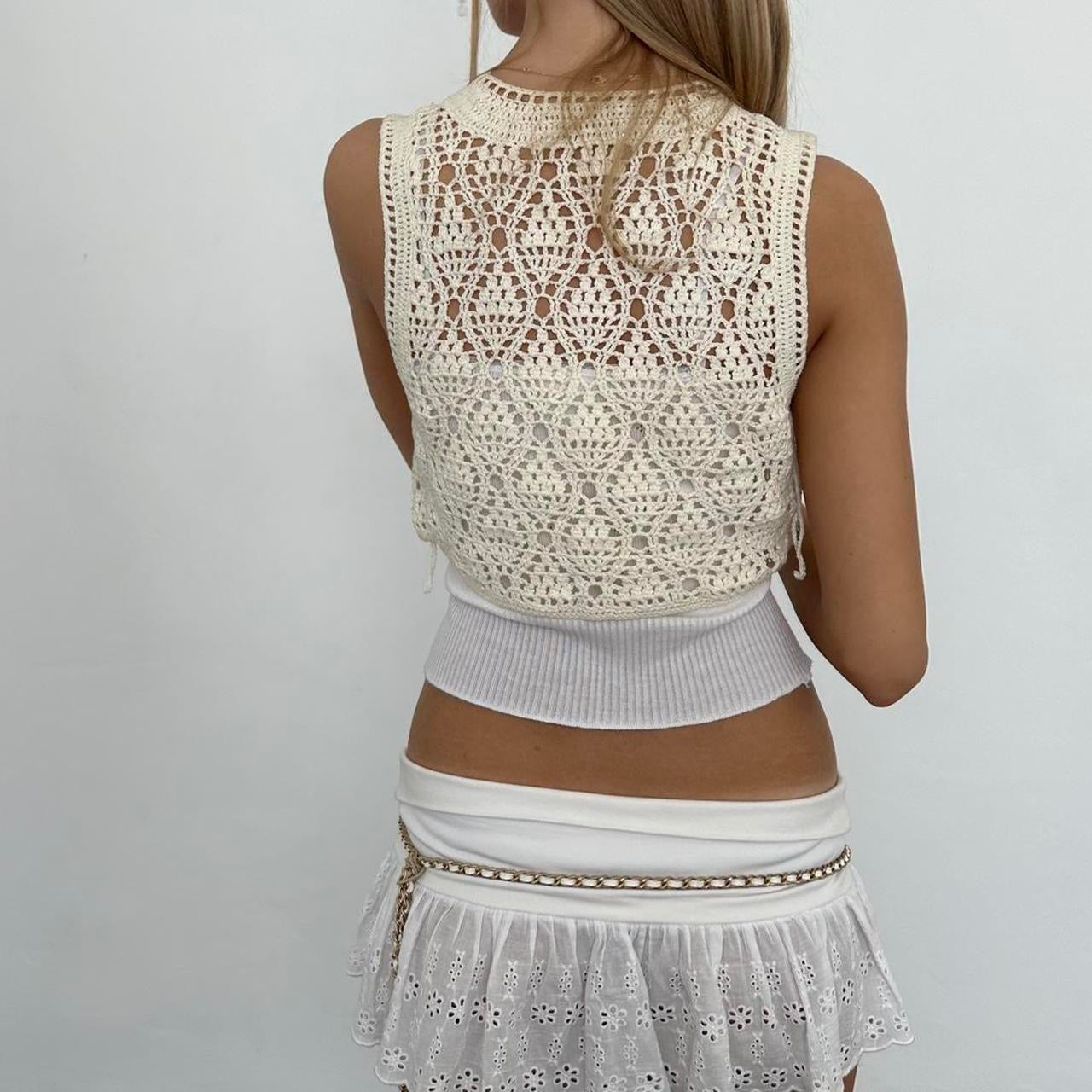 Vintage 90’s cream crochet cardigan