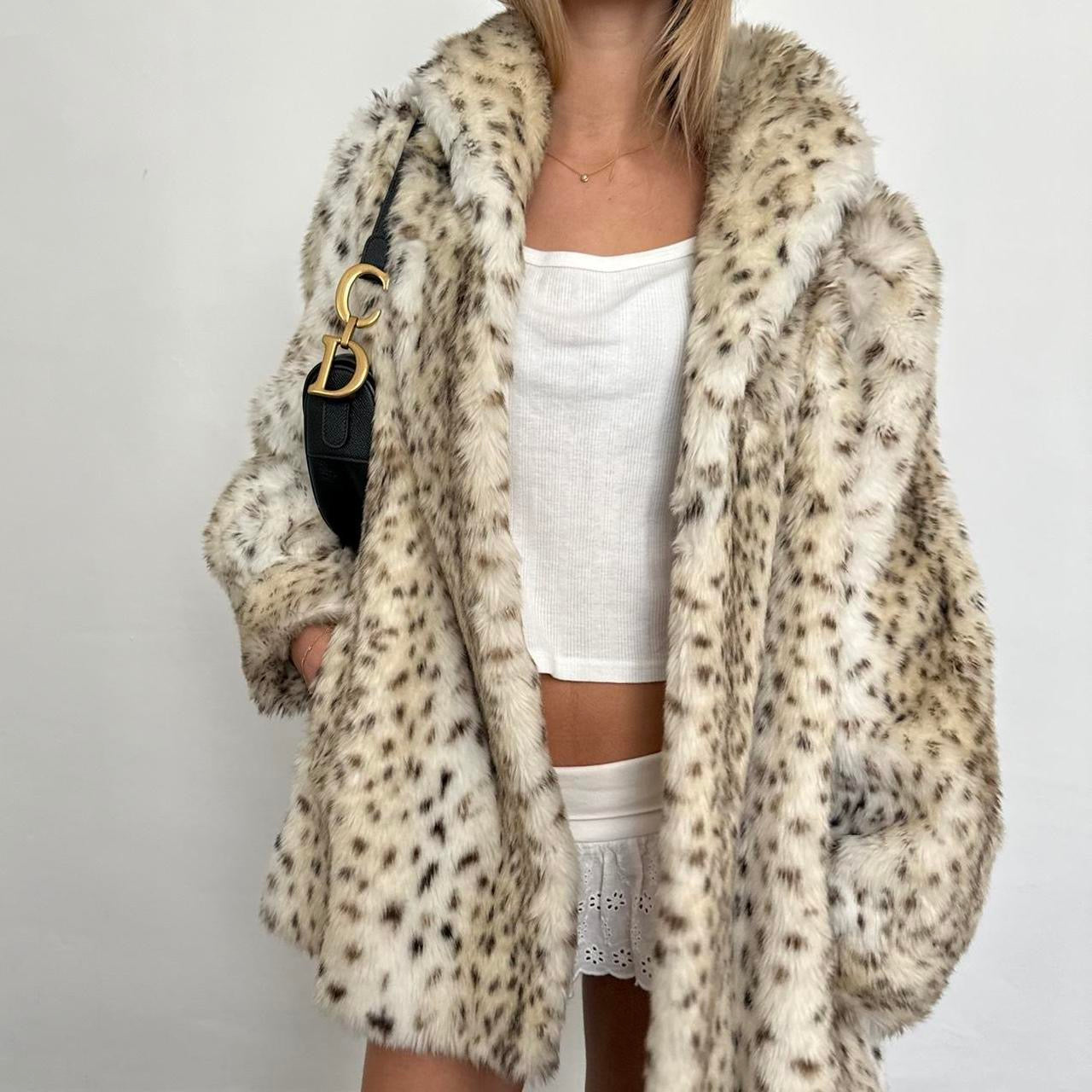 Vintage 90’s vintage faux fur leopard jacket