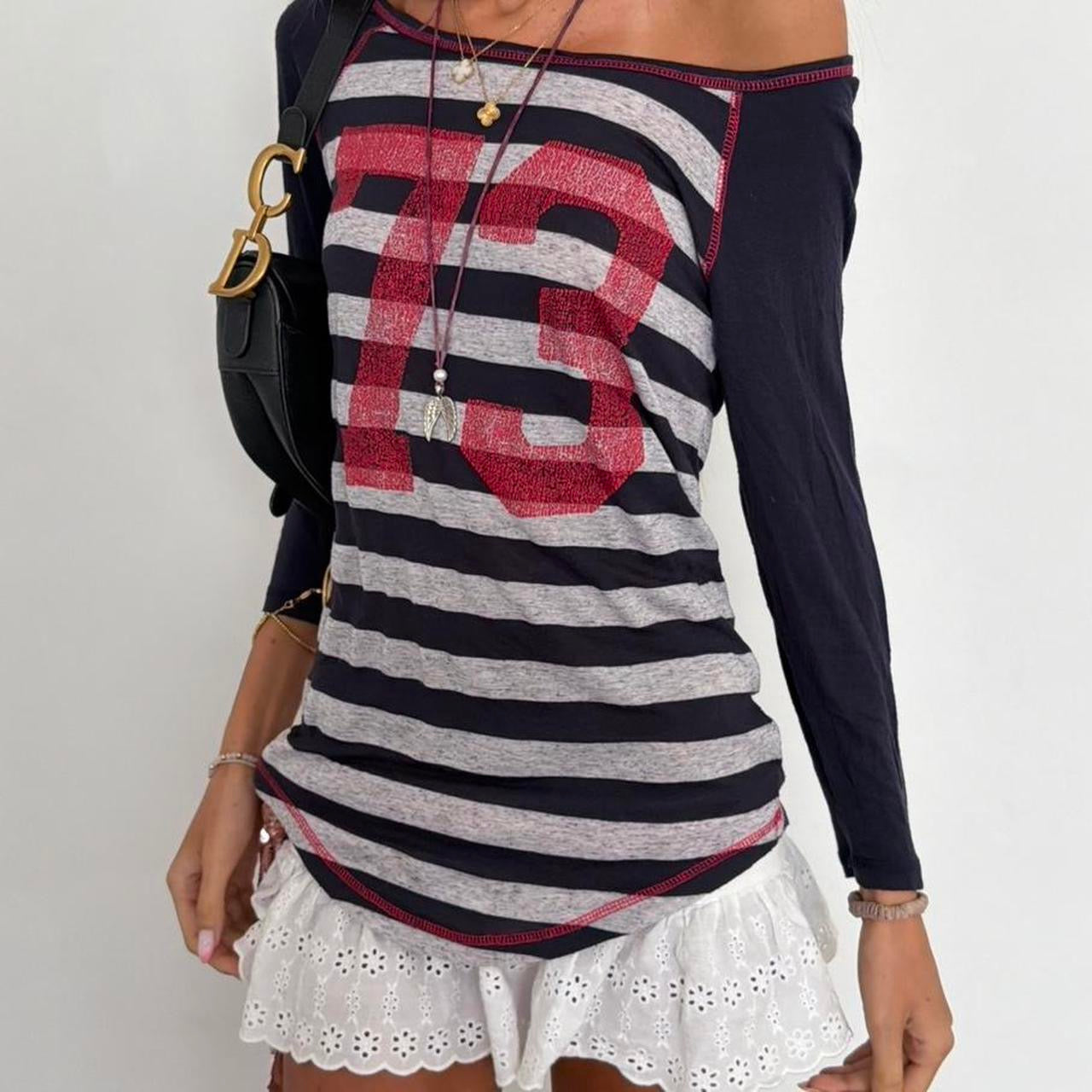 Vintage 00s soft navy striped long sleeve top