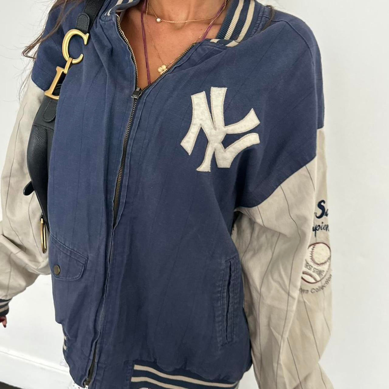 Vintage 90’s New York Yankees bomber jacket