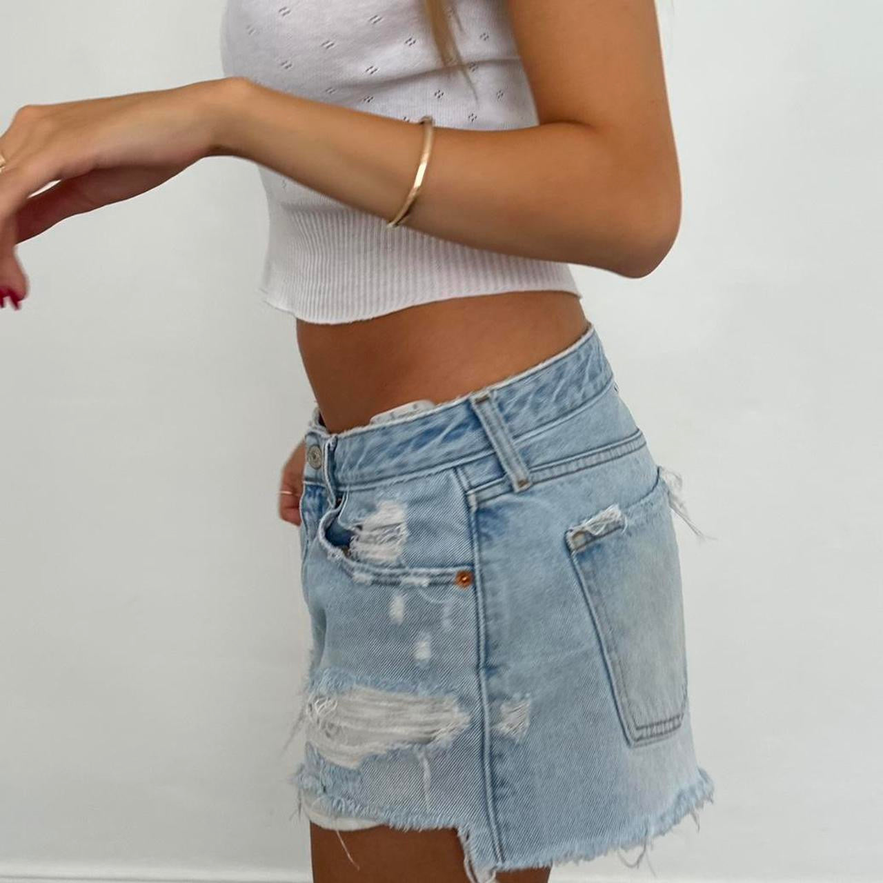 Vintage 2000’s Abercrombie blue denim shorts