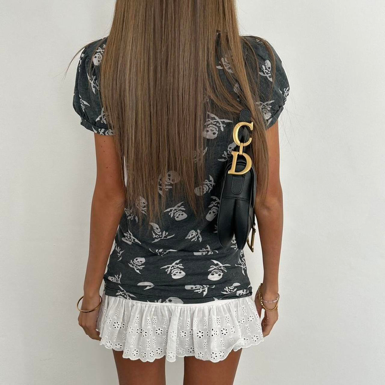 Vintage 00s grey scull and crossbones pattern top