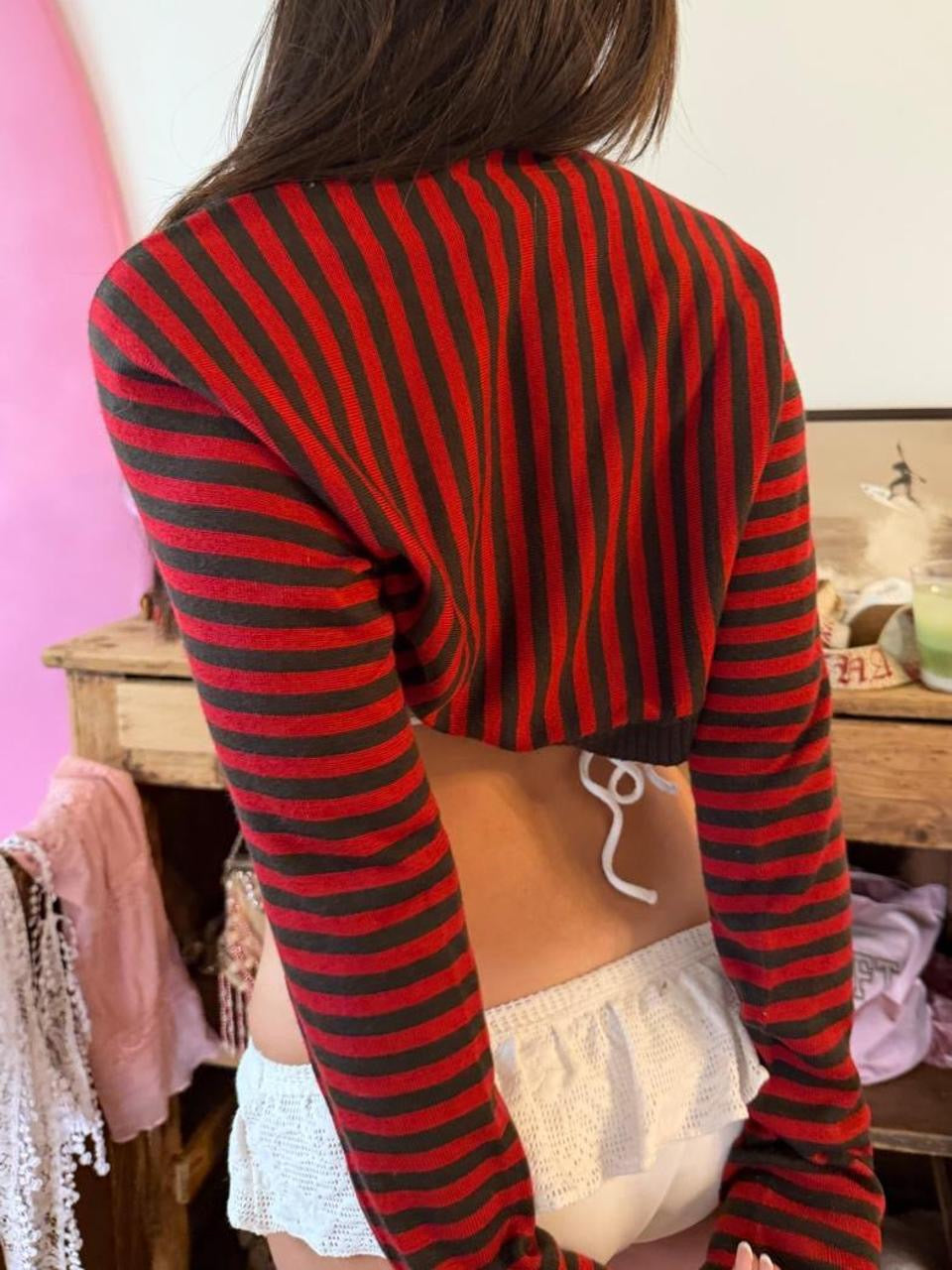Vintage 00’s striped red long sleeve cardigan top