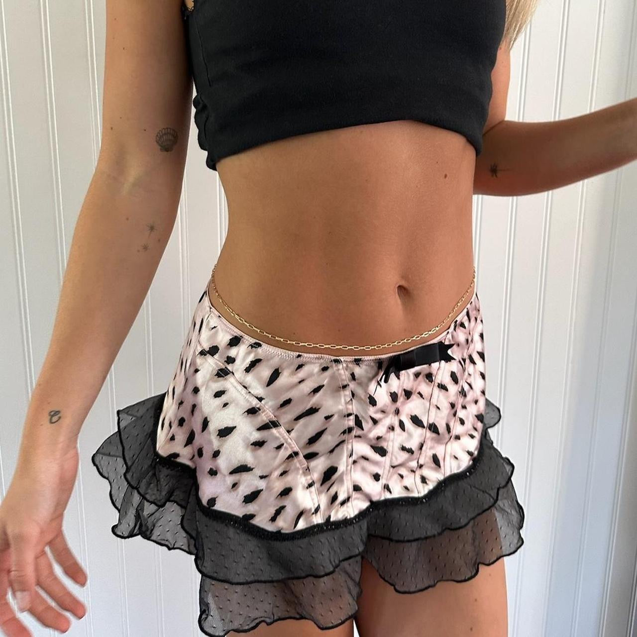 Vintage 90’s cheetah mini skirt