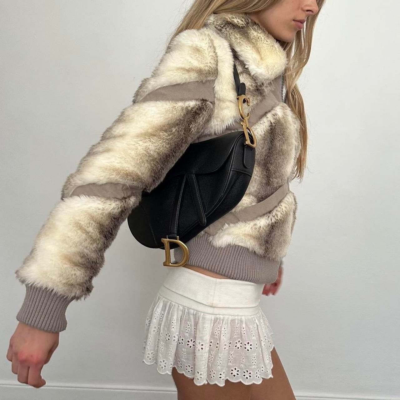 Vintage 2000’s cream faux fur jacket