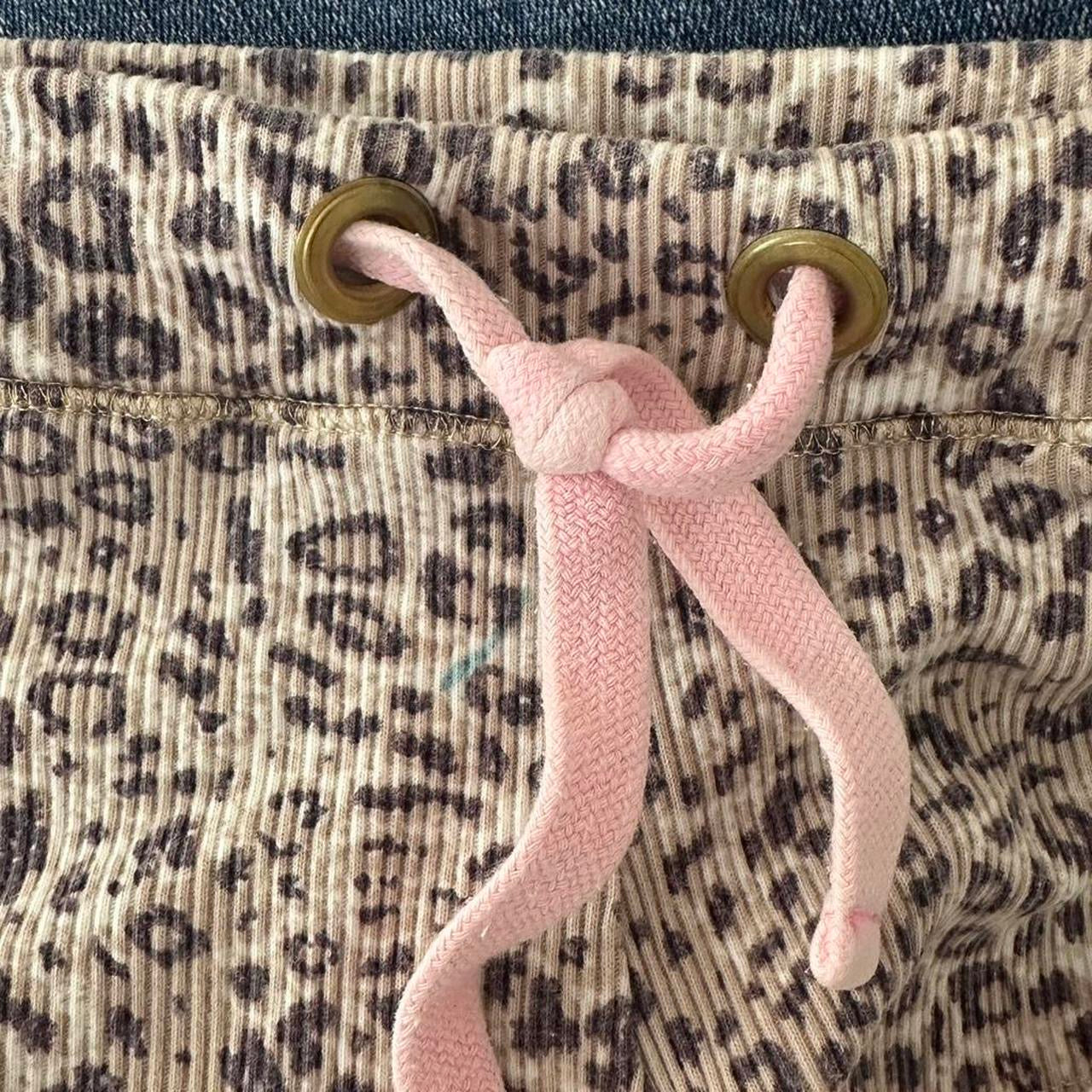 Vintage 2000’s leopard print shorts