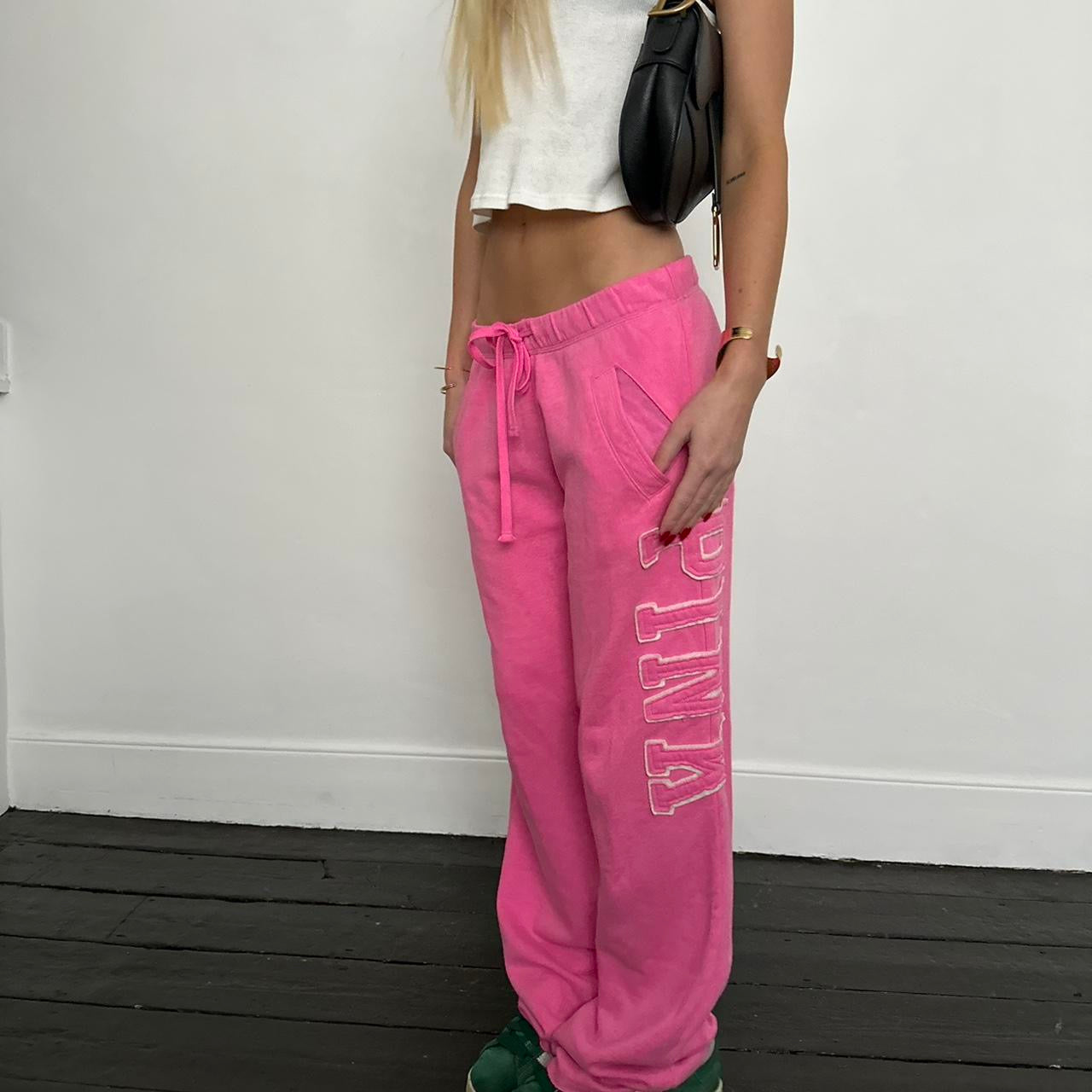 Vintage 2000’s Victorias Secret pink sweatpants