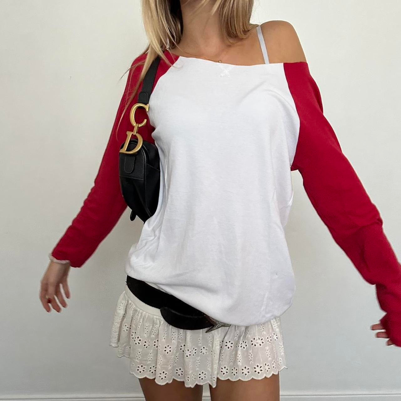 Vintage red & white long sleeves top