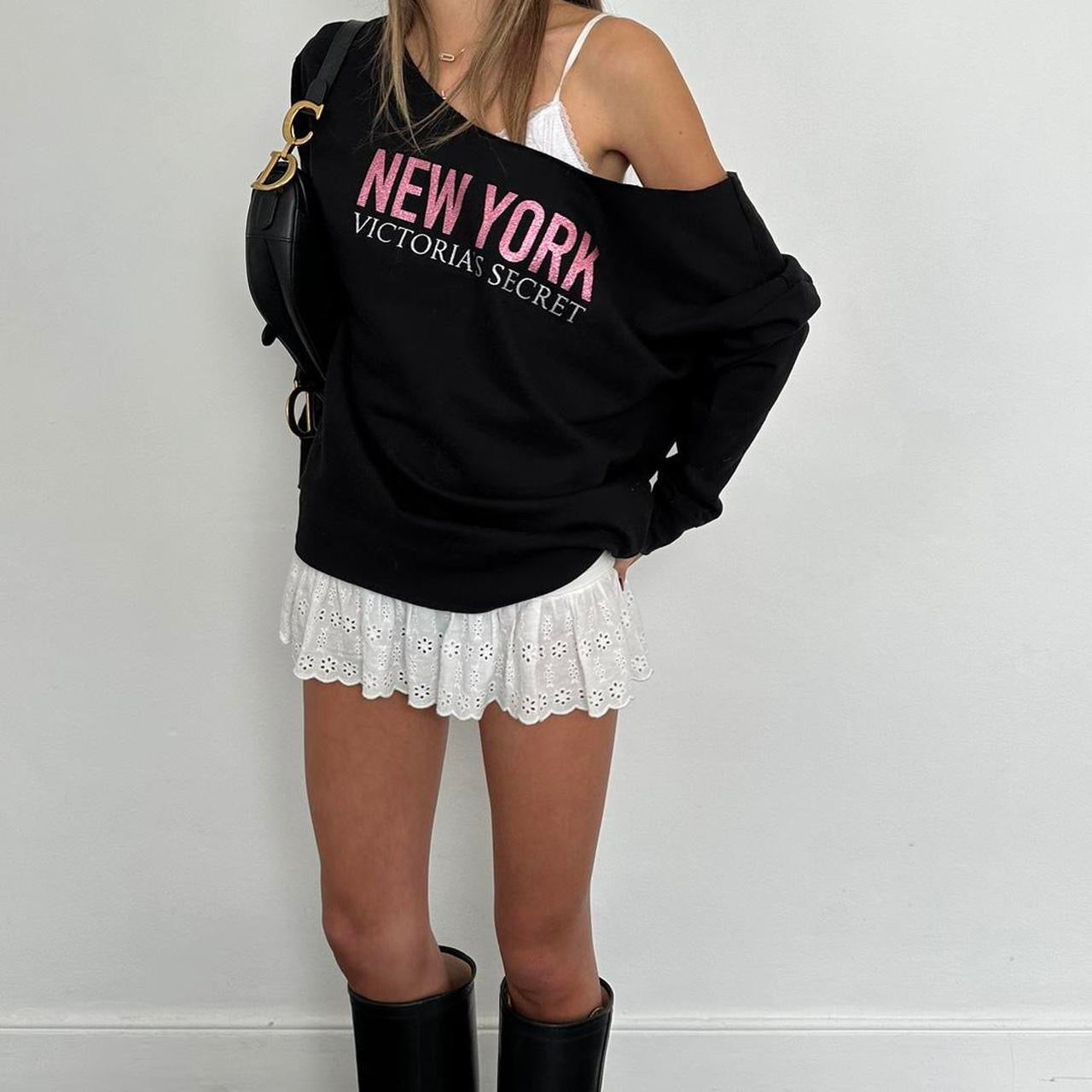 Vintage New York Victoria’s Secret sweatshirt l