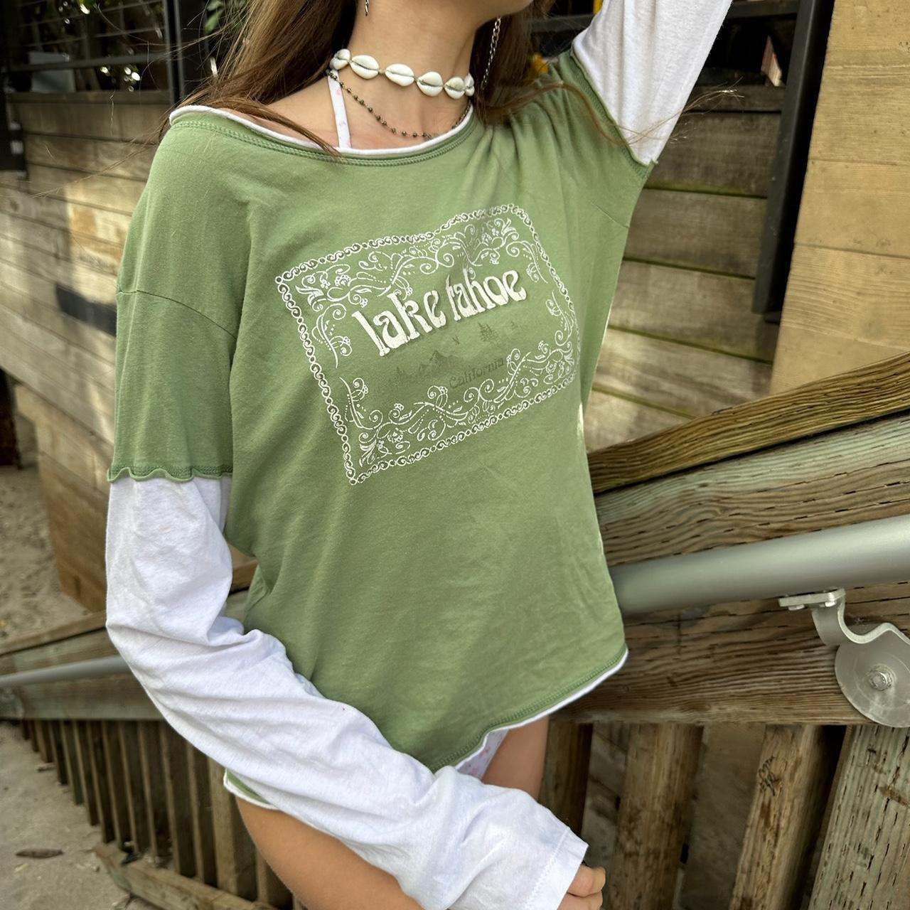 Vintage 90’s Lake Tahoe long sleeves top