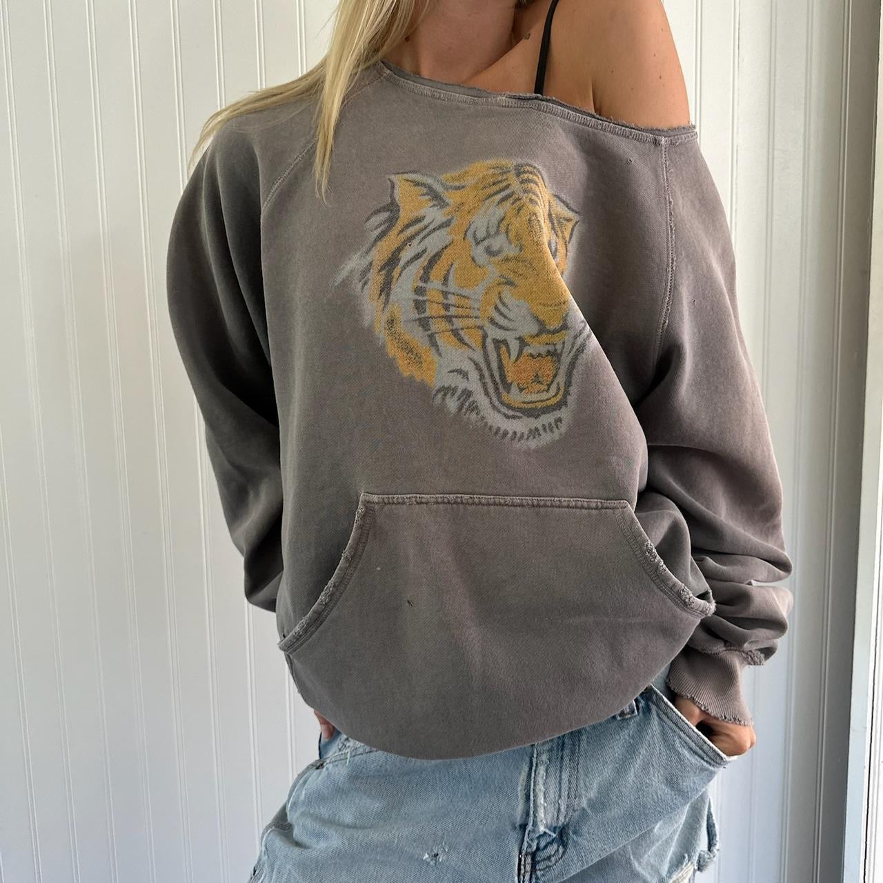 Vintage 90’s rare distressed sweatshirt