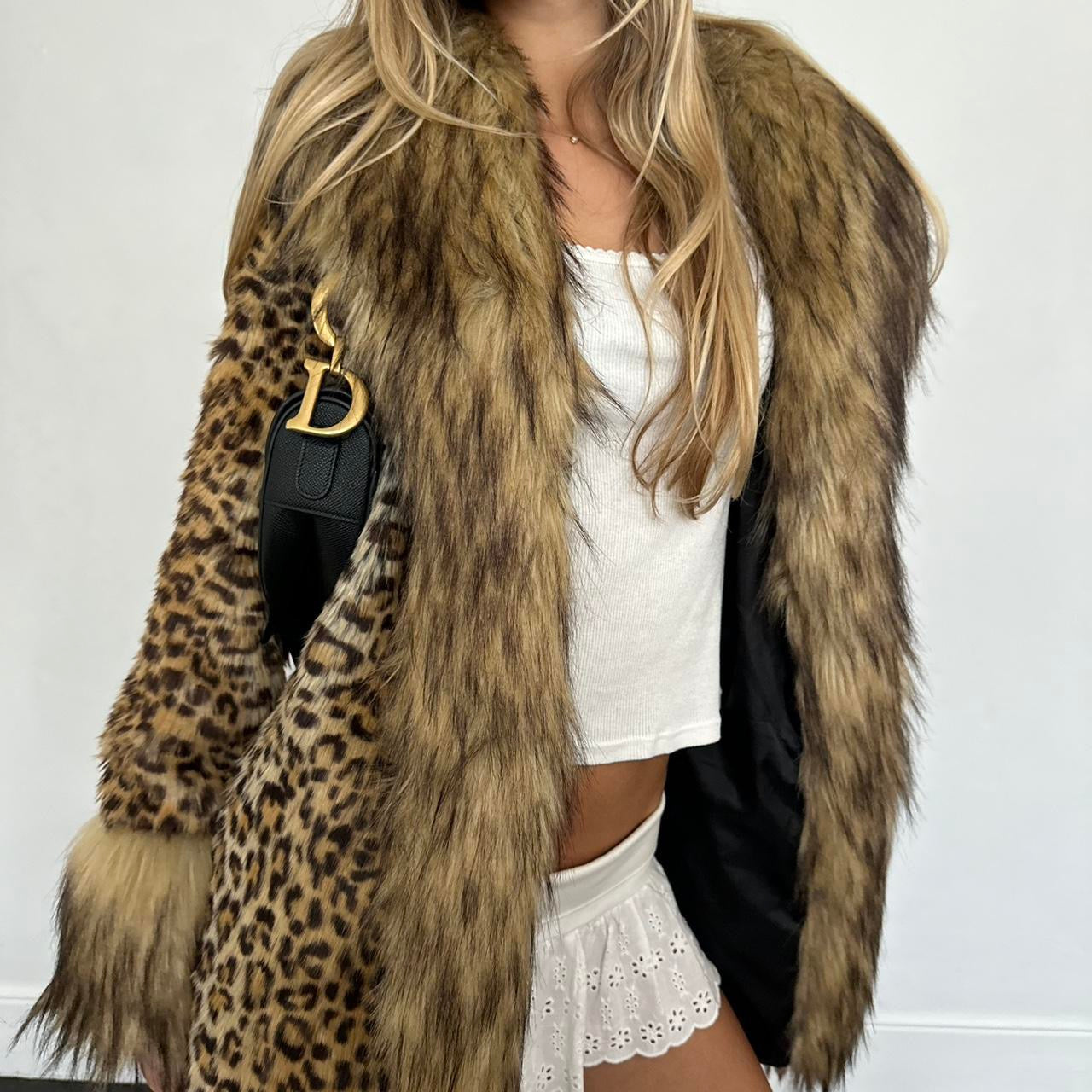 Vintage 2000’s faux fur leopard jacket