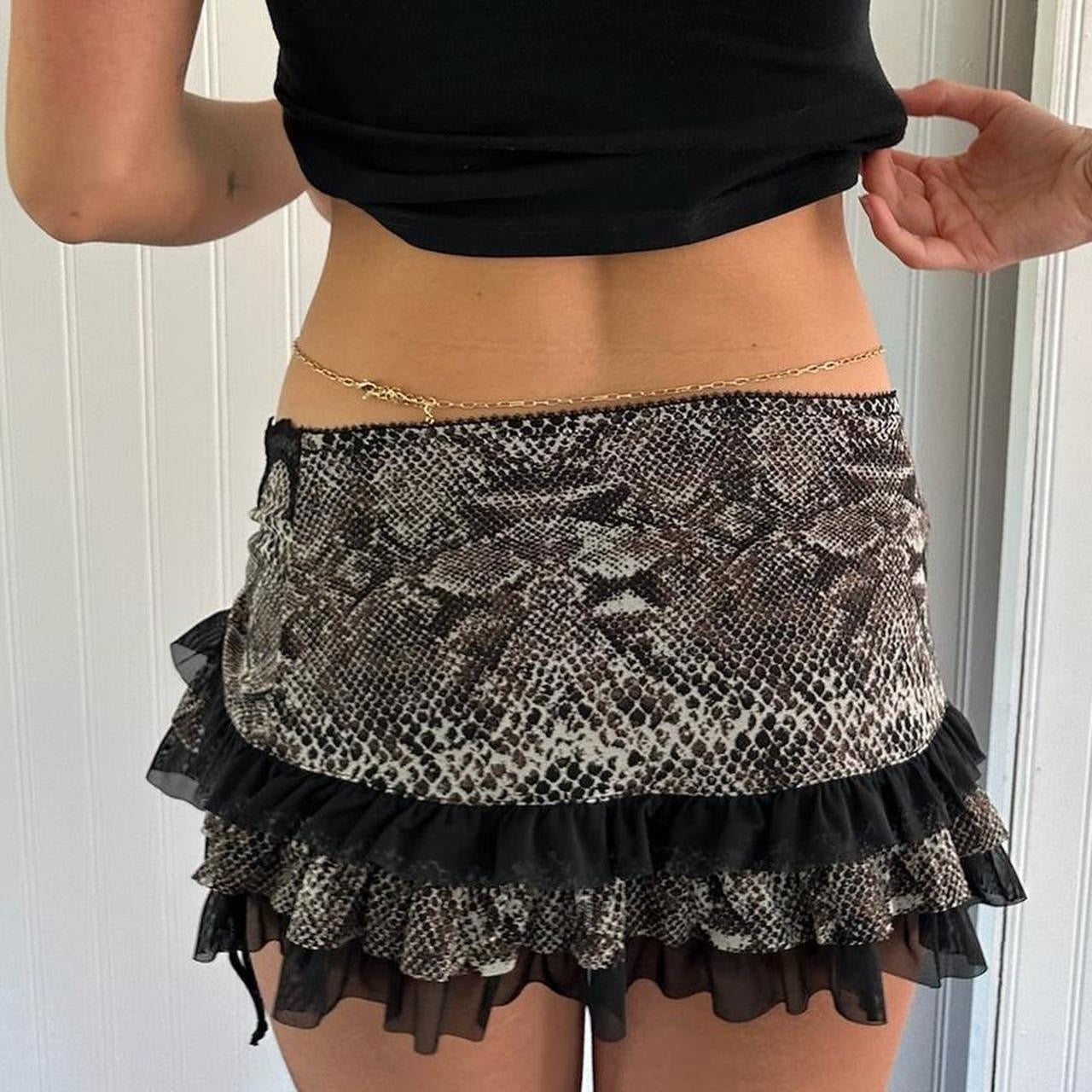 Vintage 90’s black mini skirt