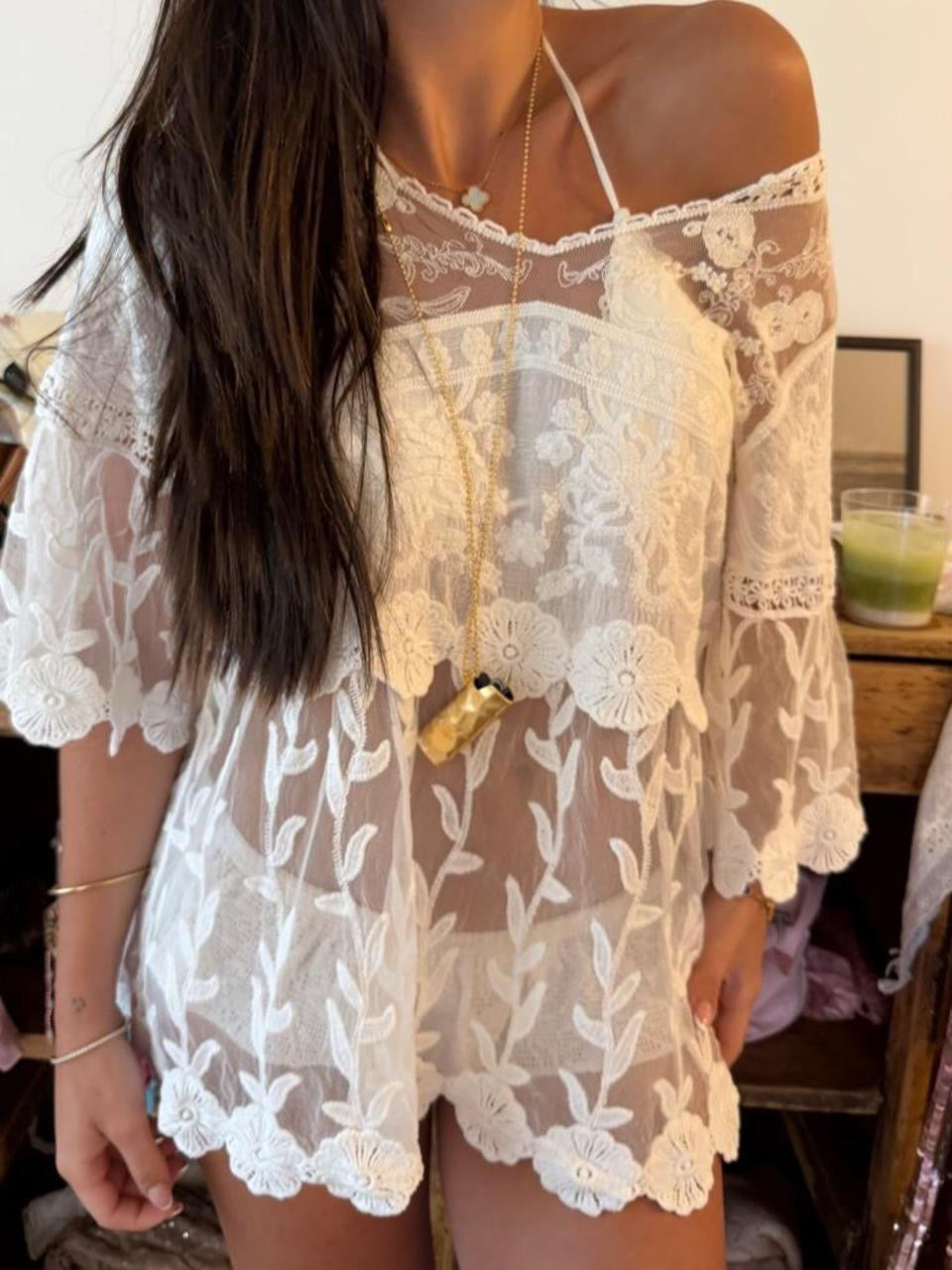 Vintage 00’s white lace boho long sleeve top