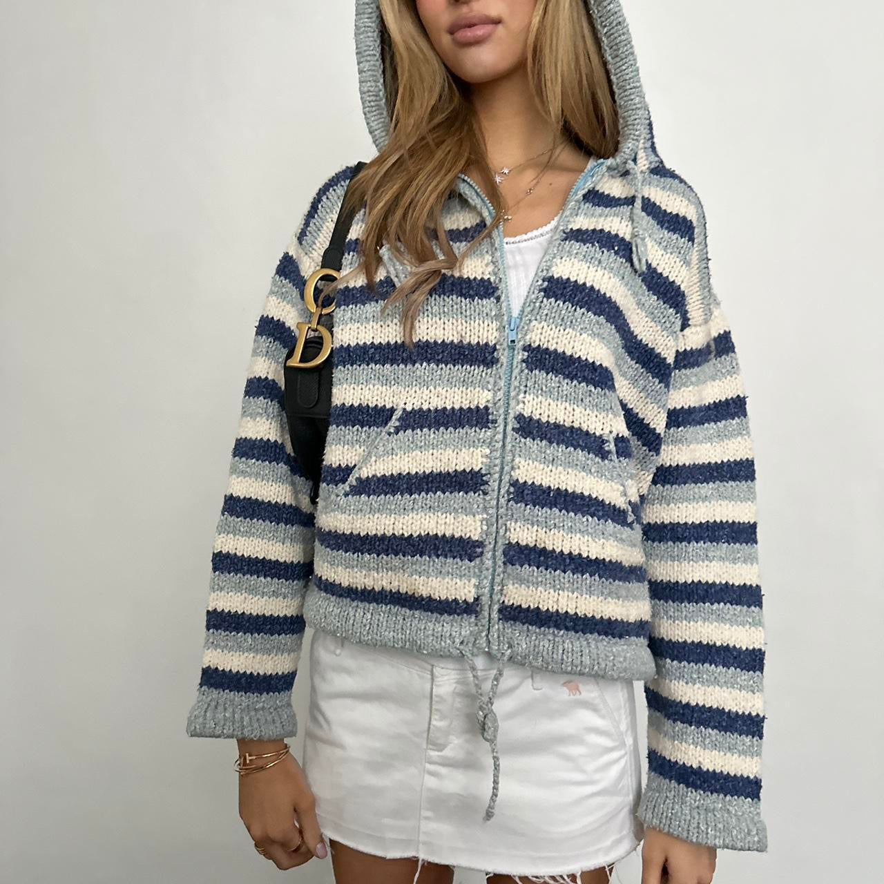 Vintage knitted blue striped zip up jacket 🧺