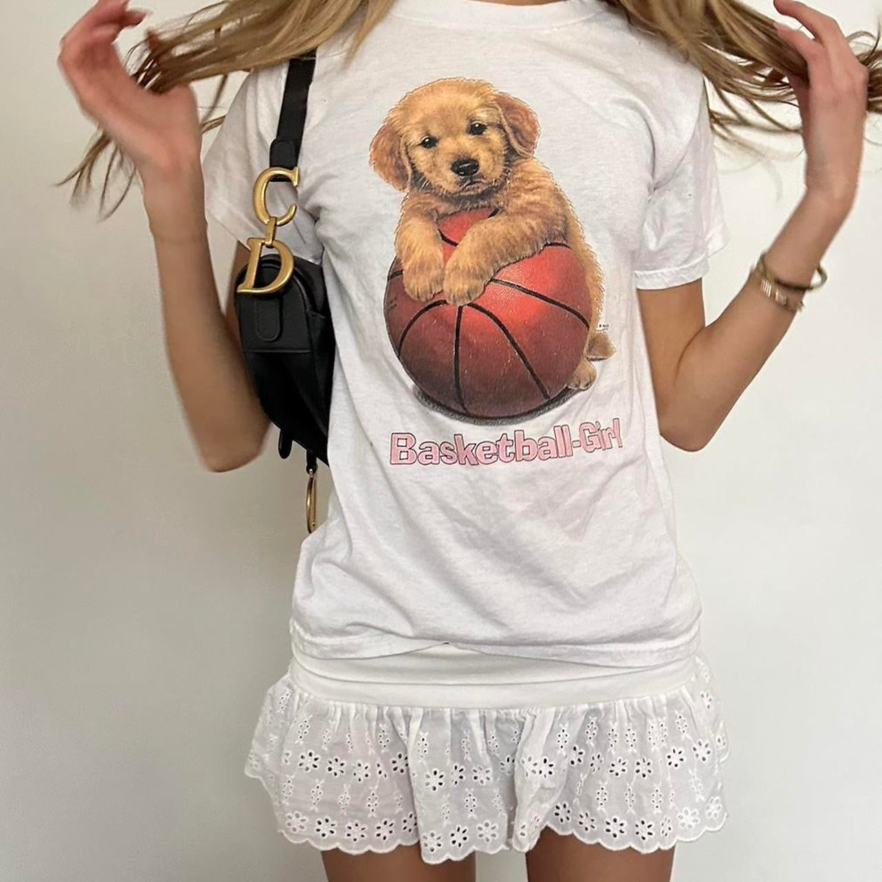 Vintage 90’s Basketball Labrador girl T-shirt