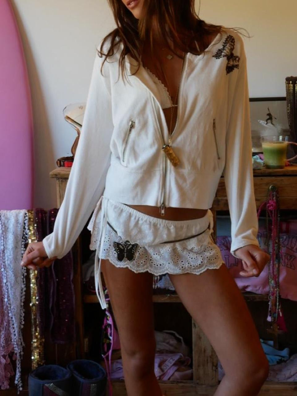 Vintage 00’s butterfly graphic white jacket cardigan top