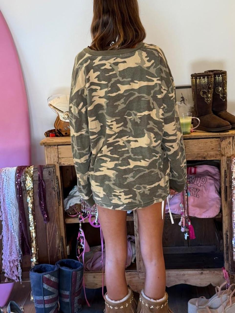Vintage 00’s camouflage long sleeve top