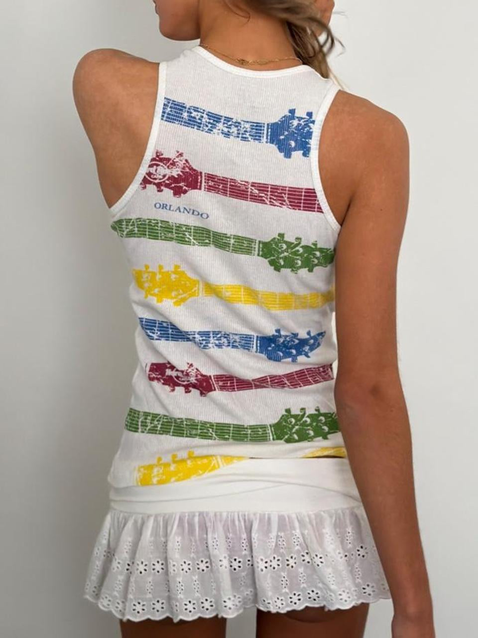 Vintage 00’s skull and crossbones tank top